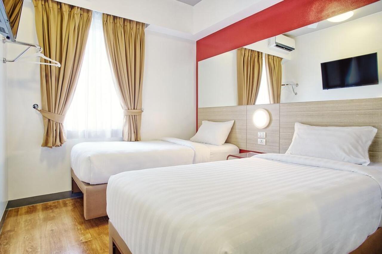 Red Planet Makati Amorsolo Makati City Eksteriør bilde